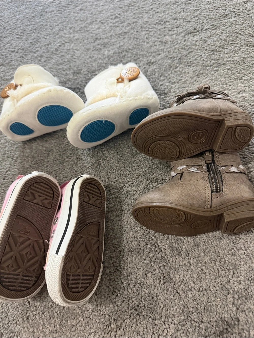 N/A three pairs